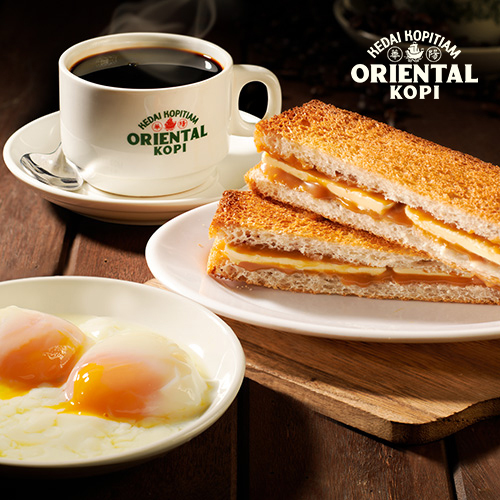Roti bakar kaya dan mentega dengan kopi dan telur